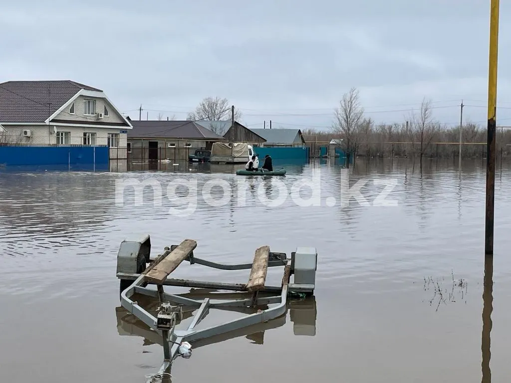 10 сёл остаются отрезанными из-за паводка в ЗКО