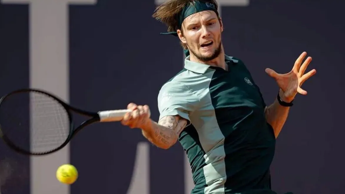 Выяснилось, какое место занимает первая ракетка Казахстана в рейтинге ATP
