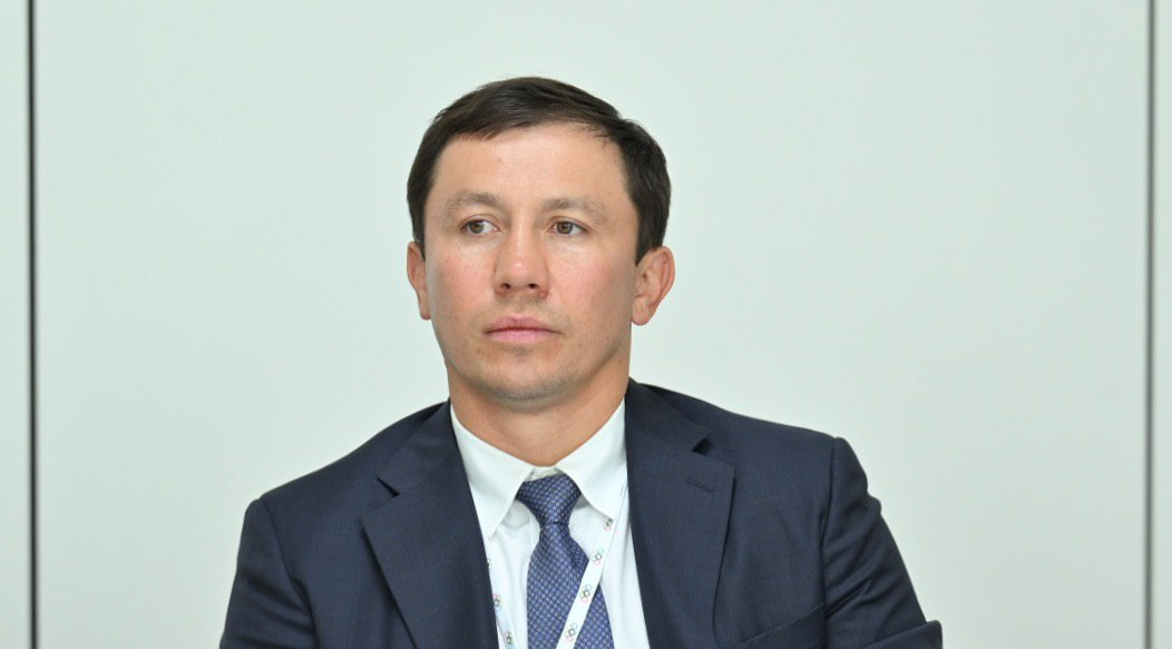 Геннадий Головкин поздравил хоккеистов из Казахстана с «золотом» на Азиаде