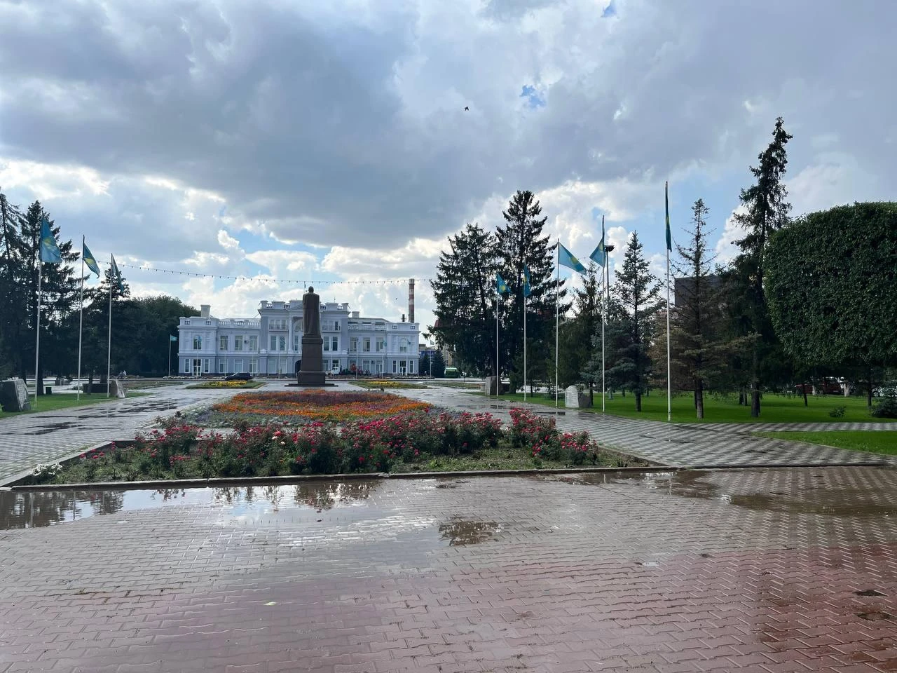 Дождь и грозу обещают синоптики в ЗКО