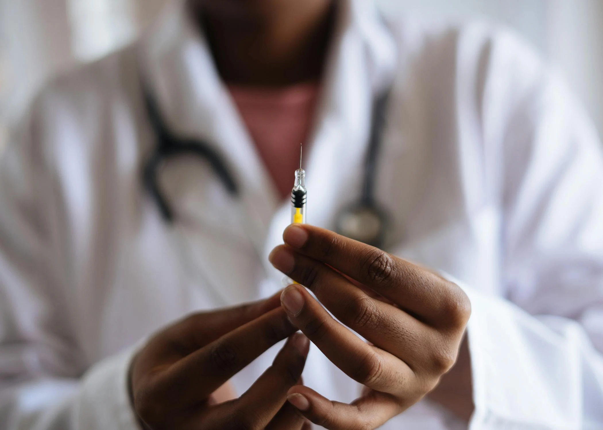 В ВОЗ обеспокоены ситуацией с корью и менингитом