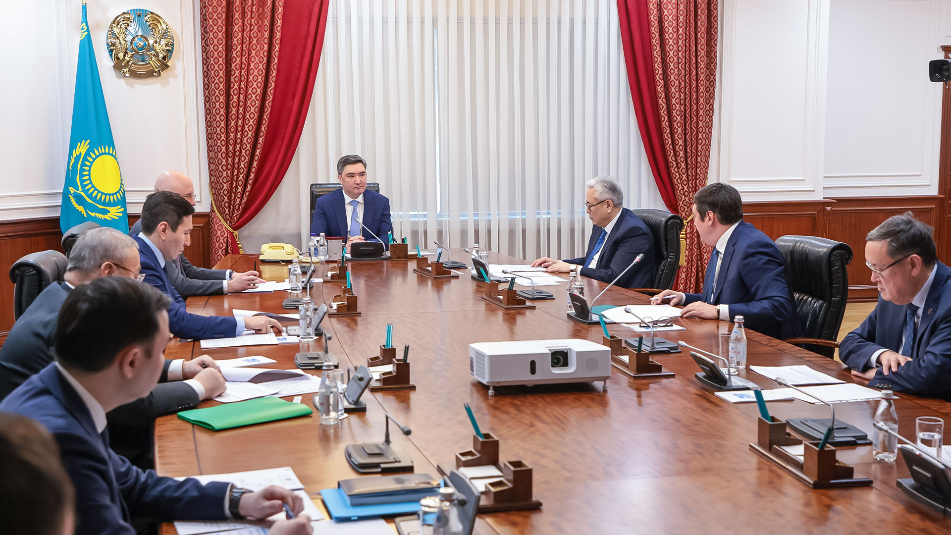 Развитие энергетики и создание ядерного кластера обсудили в правительстве РК