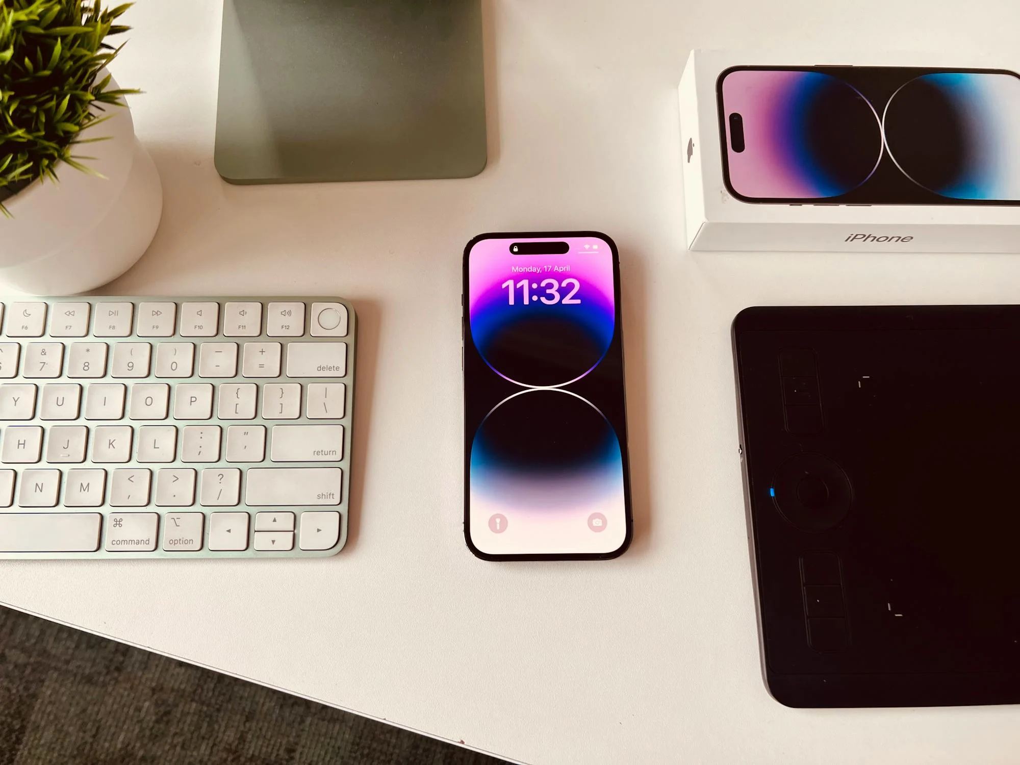 В Уральске предпринимателя обязали вернуть деньги за бракованный iPhone