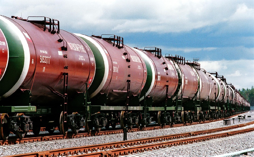 Россия и Казахстан продлят договор о поставках нефти