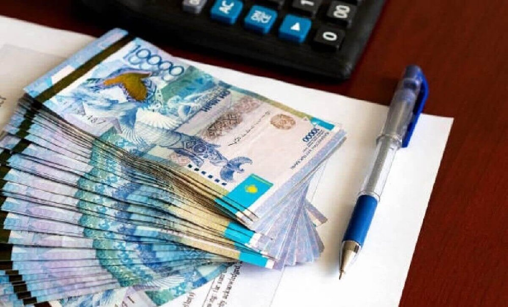 Двойные отпускные и зарплаты: бухгалтер школы в Актобе получил 6 лет тюрьмы