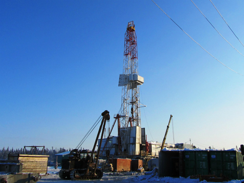 Атырау. На нефтяном месторождении произошла авария