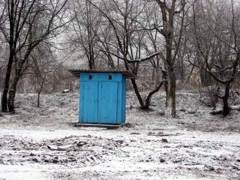 Актобе. Молодая мать выбросила в туалет новорожденного ребенка