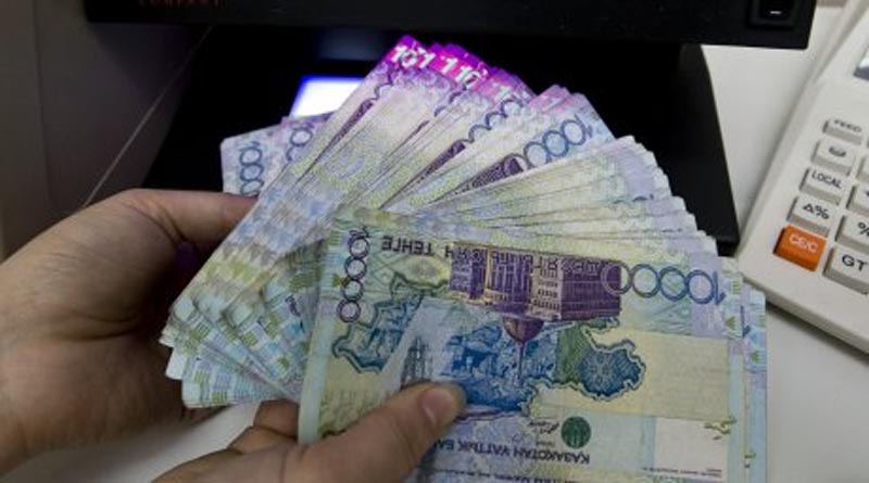 Уральск. Полицейских осудили за взятку