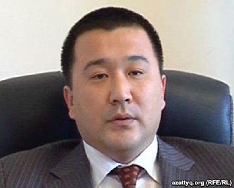 Замакима Бурлинского района А.САФИМАЛИЕВ сбил школьницу
