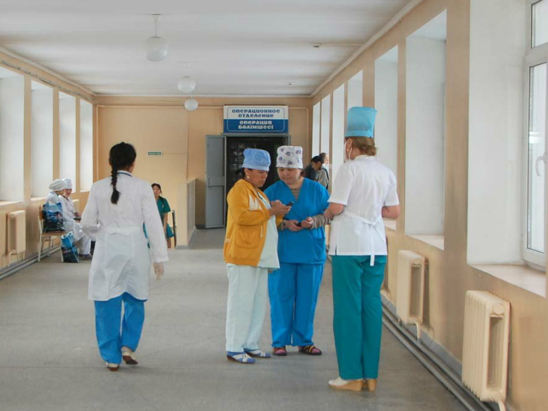 В Актобе ищут пропавшего из больницы пациента