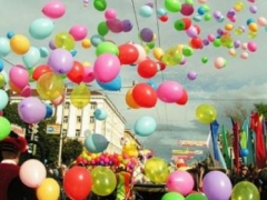 Сегодня в России отмечают главный государственный праздник
