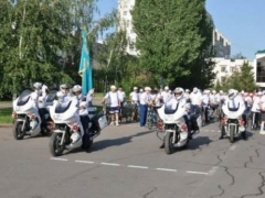 Столичные полицеские отметили профессиональный праздник велопробегом