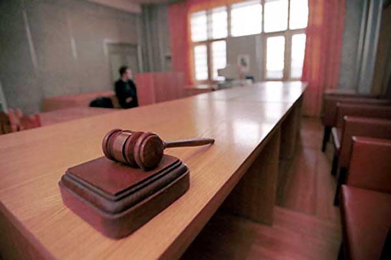 В Актобе начался суд по откатам чиновникам