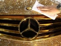 Казахстанских автовладельцев предлагают обложить налогом на роскошь
