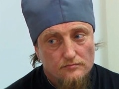 Казахстанцы не поддерживают депортацию отца Софрония