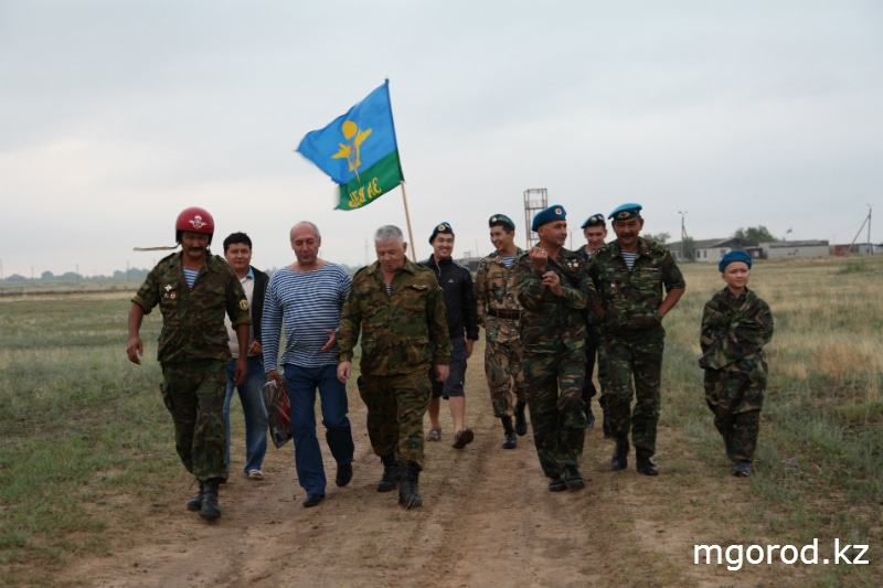 В Уральске отметили день ВДВ