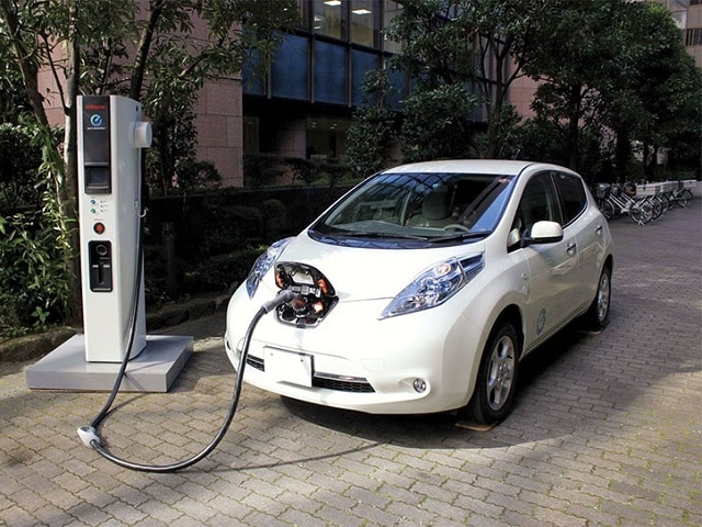 Шотландцы к 2050 году запретят авто с ДВС