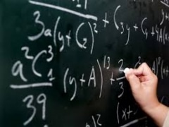 Экономист предлагает не делить школы в Казахстане на русские и казахские