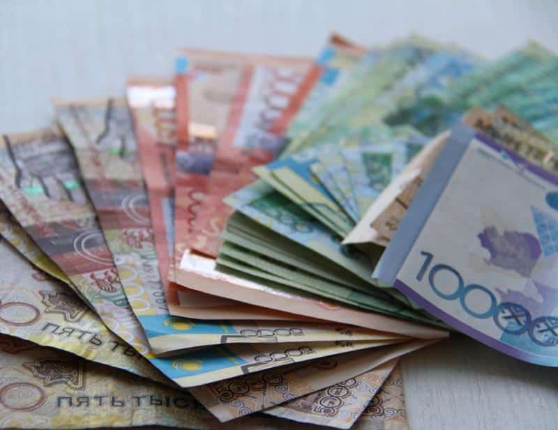 В Актобе средняя зарплата в августе выросла на 2,6%