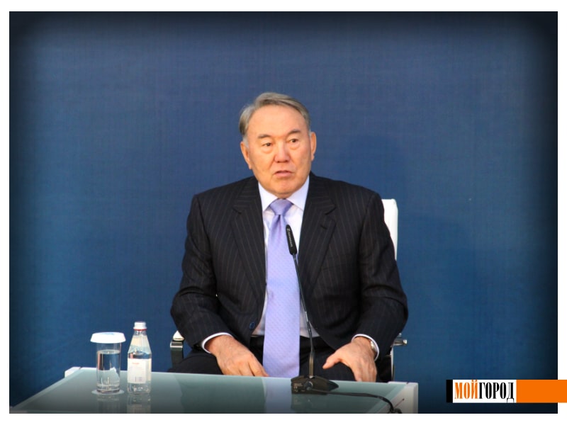 НАЗАРБАЕВ рассказал уральцам, что чувствует себя нормально