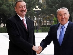 Назарбаев поздравил президента Азербайджана с его переизбранием на пост главы государства