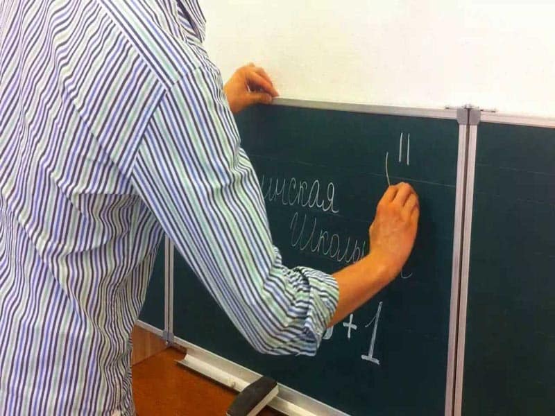 В Актюбинских школах работали убийцы и насильники