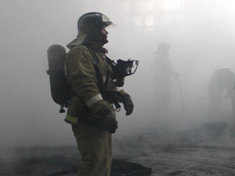 В Атырау трое рабочих пострадали во время взрыва