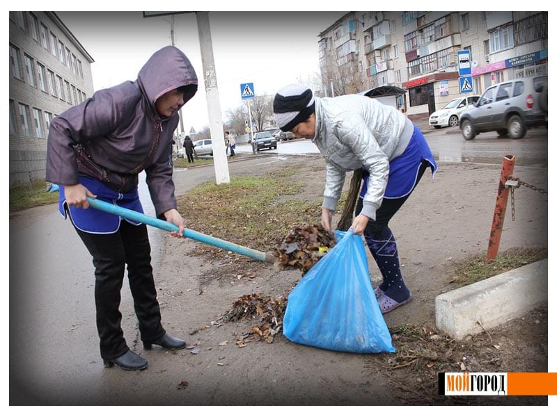 В Актобе, несмотря на непогоду, прошел общегородской субботник