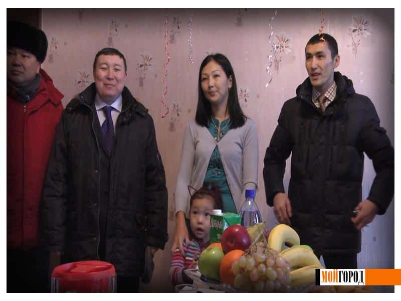 В Уральске сдали два дома для молодых семей (ВИДЕО)