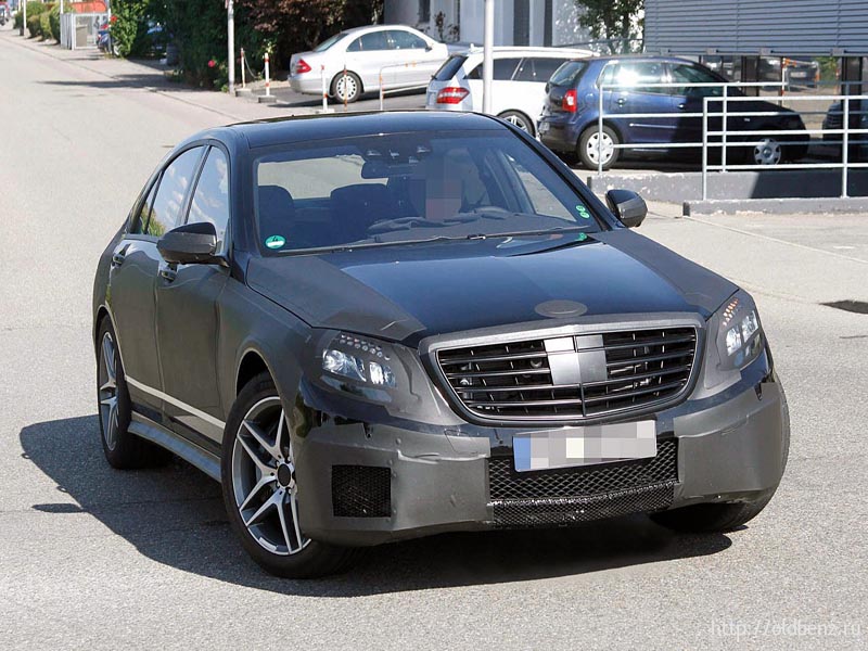 Угнанное в Москве VIP-авто задержано в Актобе