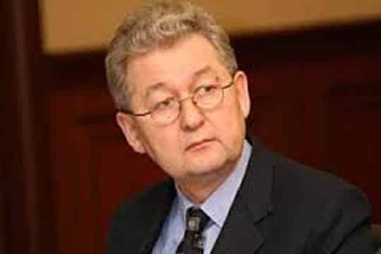 Аслан Мусин покинул пост главы Счетного комитета