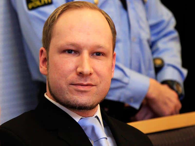 Брейвик потребовал в тюрьму новую видеоприставку