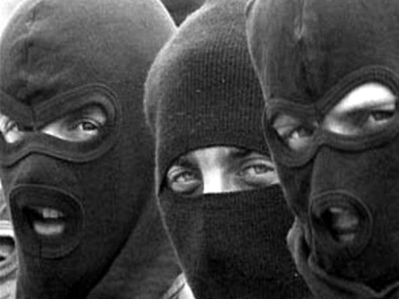 Сельчане устроили вооруженное нападение на квартиру в Актобе