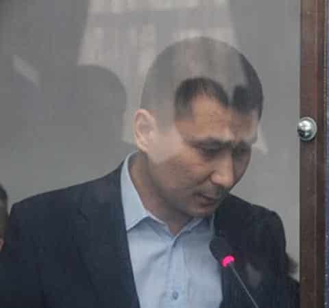 Адвокат бывшего акима Атырау обвинил финпол в краже мобильного телефона