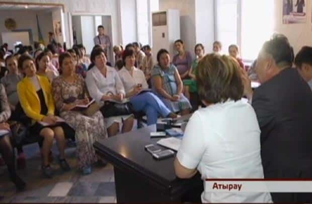 В Атырау женщины в хиджабах объявили прививки происками шайтана