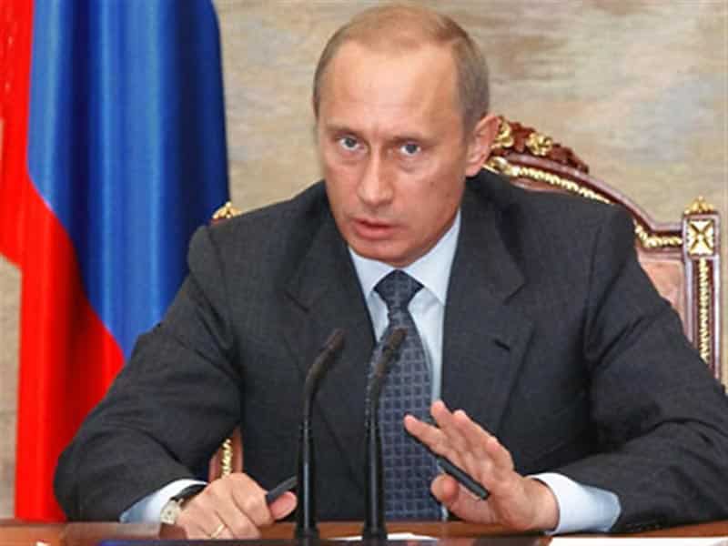 Путин объявил о готовности охранять границы Казахстана