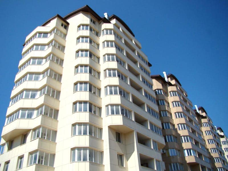 В Атырау сдали три  новых дома