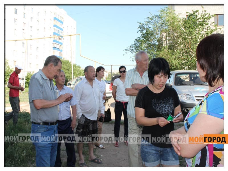 В Уральске жильцы многоэтажных домов выступили против строительства частной клиники