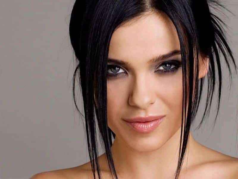 Темникова покинула группу SEREBRO