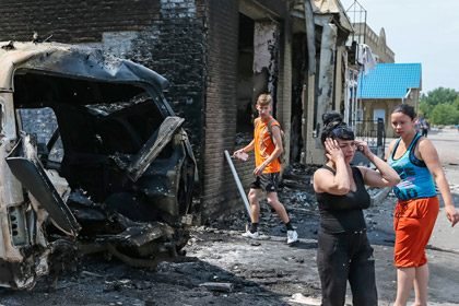 В Славянске от осколочных ранений погибли двое детей