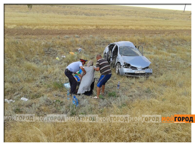 Пострадавшего в ДТП на трассе Уральск-Атырау мальчика перевели в палату