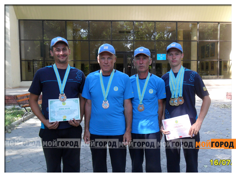 Уральские парашютисты стали призерами чемпионата Казахстана