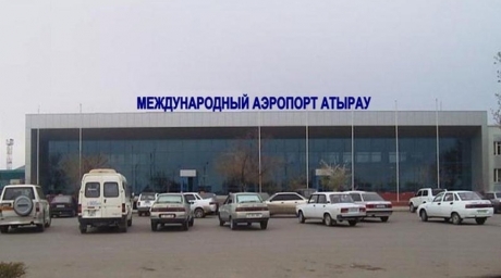 В аэропорту Атырау из-за лихорадки Эбола пассажиры проходят спецконтроль