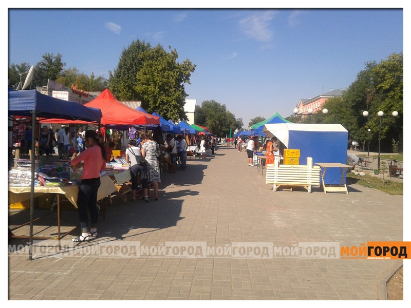 В Уральске открылась ежегодная школьная ярмарка
