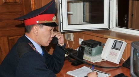 В Кульсары гостя свадьбы убили подаренным родителями жениха ножом