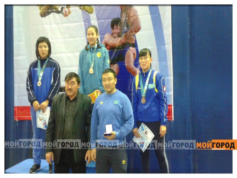 Спортсмены ЗКО на турнире по вольной борьбе выиграли «золото» и четыре «бронзы»