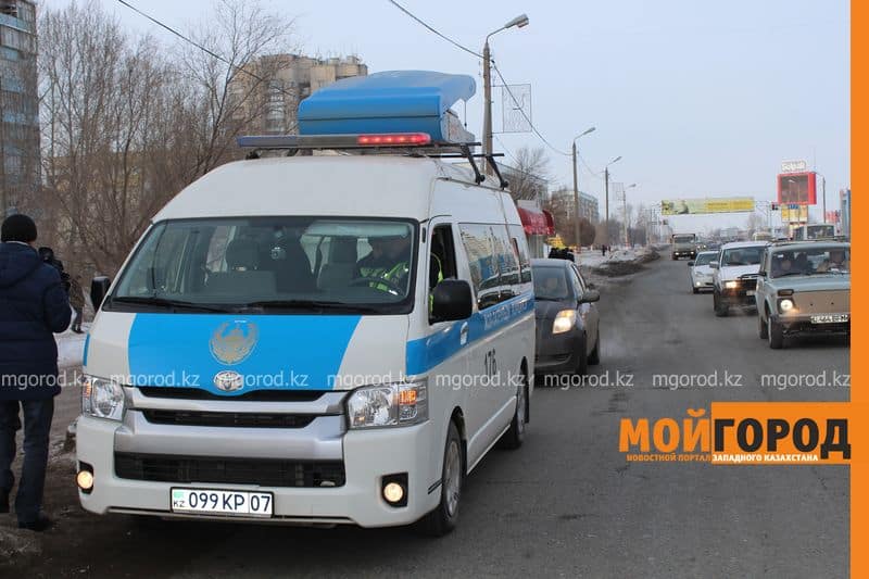 Больше 300 автомашин в ЗКО отправили на штрафстоянку за долги владельцев