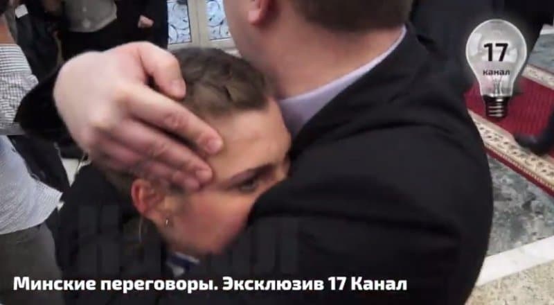 Видео с участием СМИ на переговорах в Минске набирают популярность в Сети