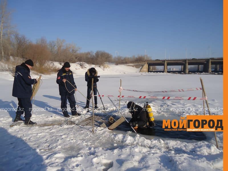 Уральские спасатели показали мастер-класс школьникам и студентам