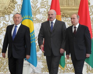 Путин предложил создать валютный союз России, Беларуси и Казахстана